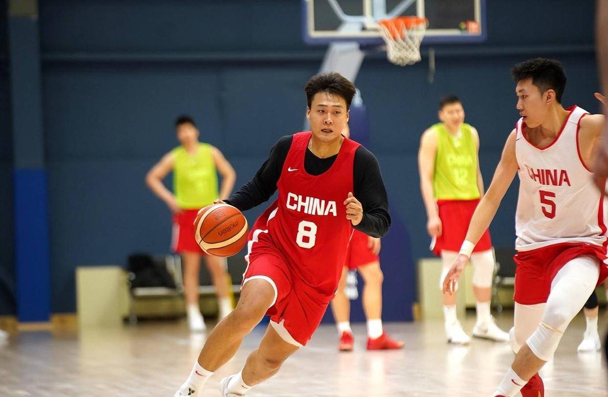 关于湖南男篮紧锣密鼓备战，志在夺冠的信息